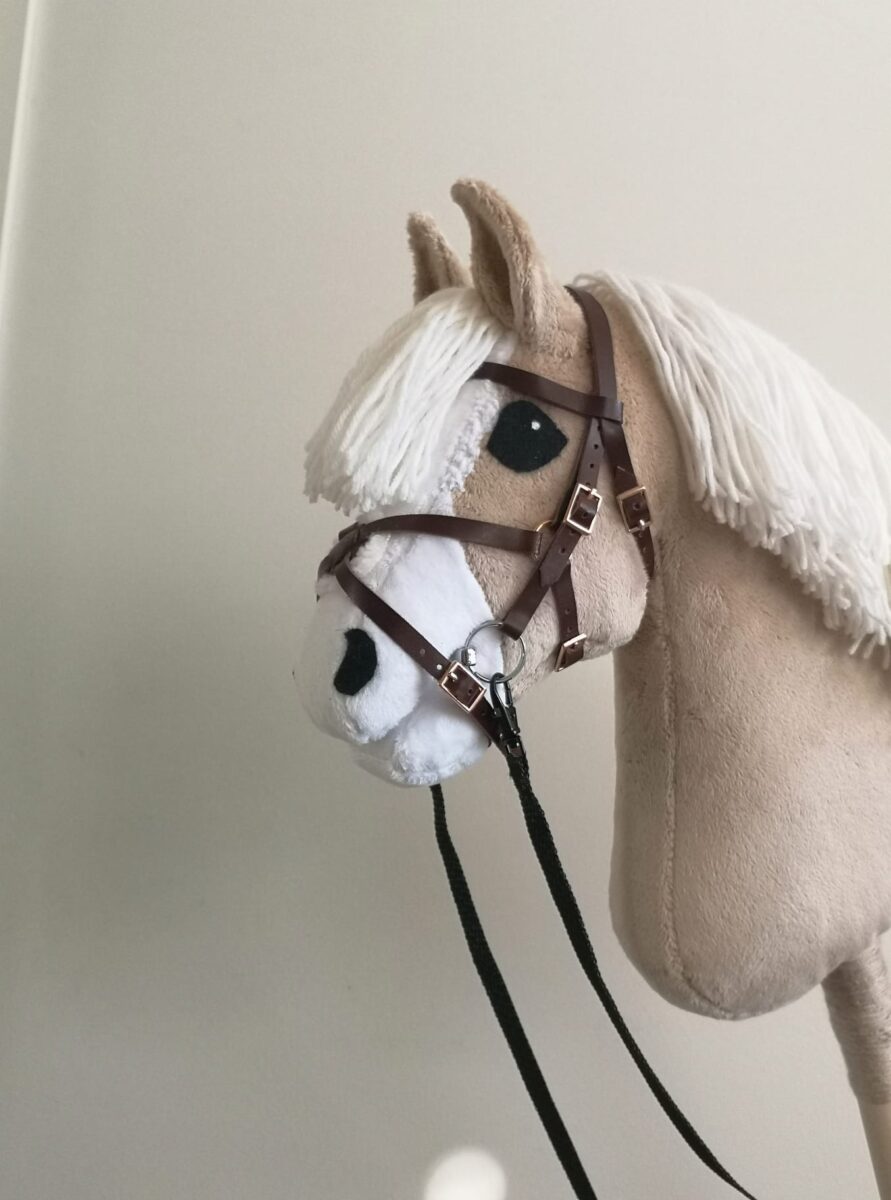 beige white a4 size hobbyhorse