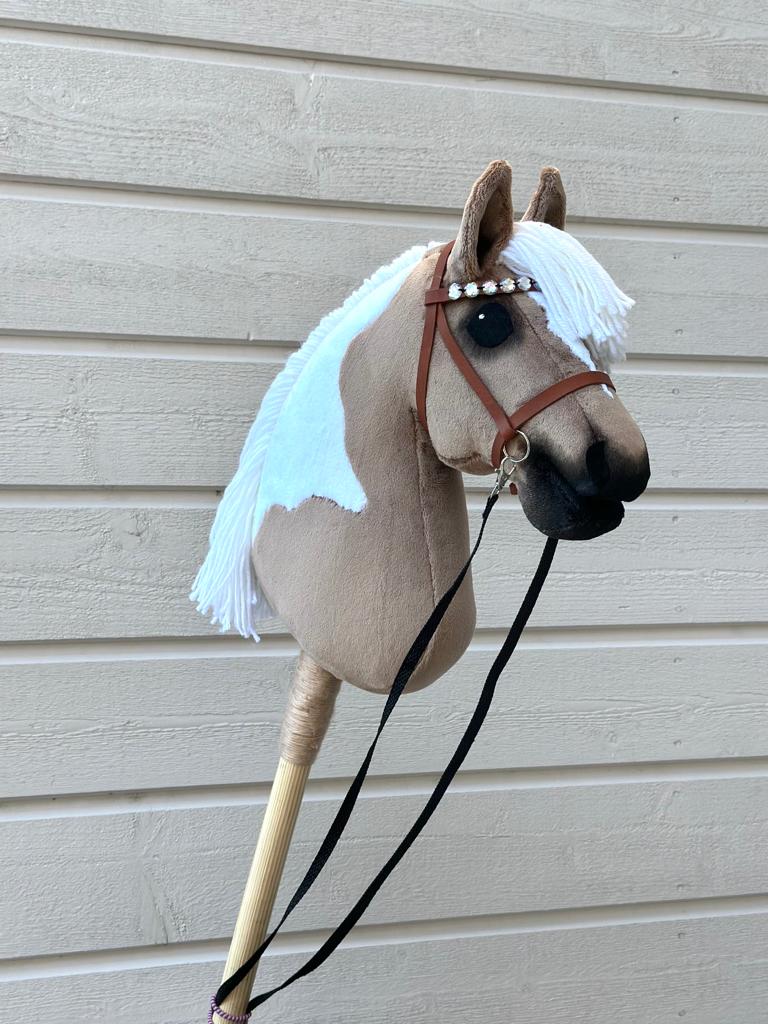 lichtbruine hobbelpaardpony a4 sprong 3